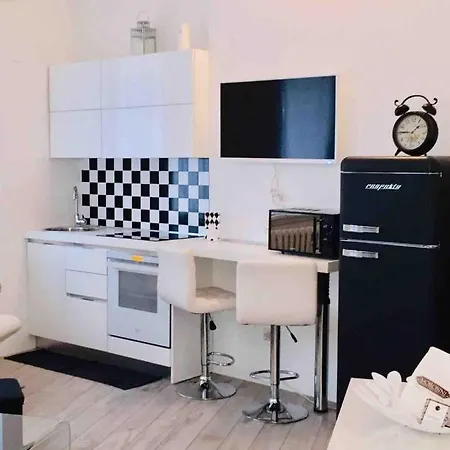 Bed & Breakfast Joo's Flat Milano
